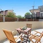 Nikas Guest House